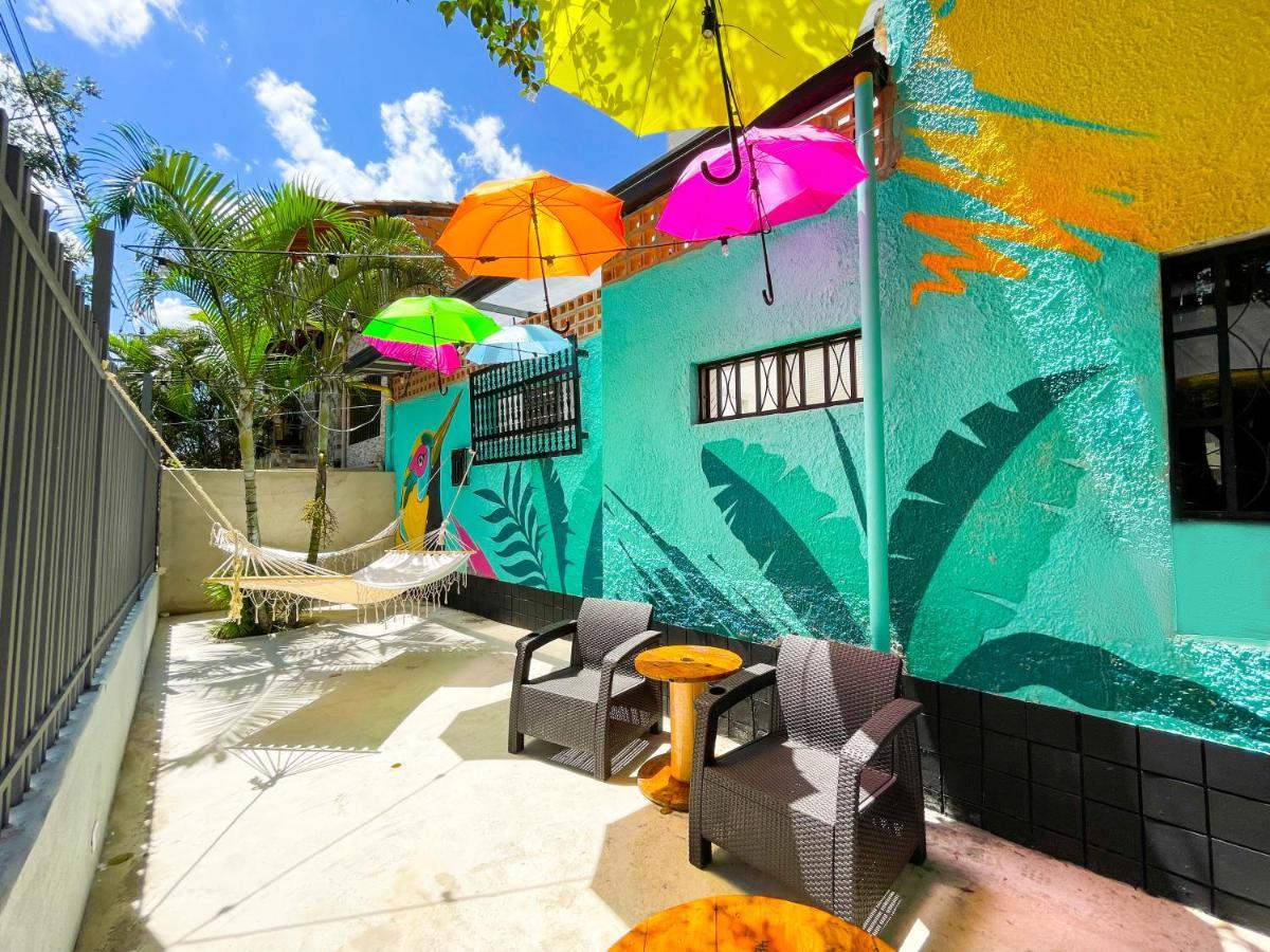 Baku Laureles Hostel 麦德林 外观 照片