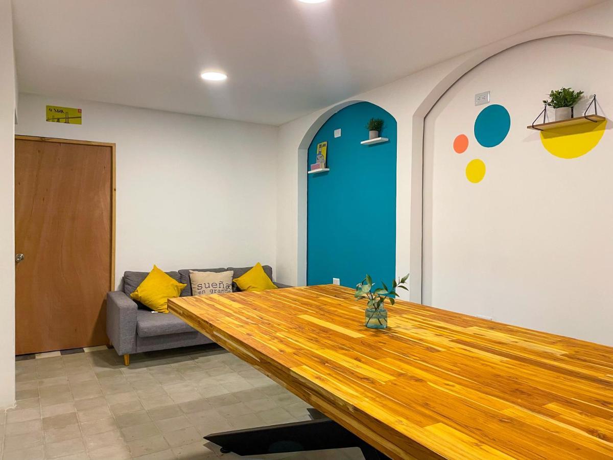 Baku Laureles Hostel 麦德林 外观 照片