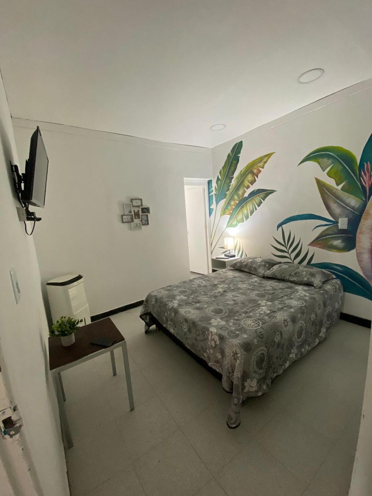 Baku Laureles Hostel 麦德林 外观 照片
